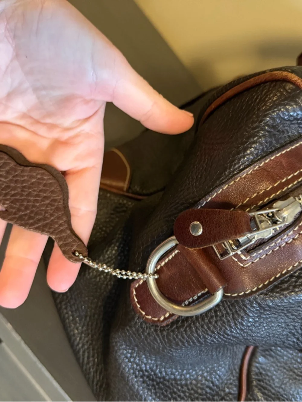 Roots Canada Vintage Leather Weekender Duffel Bag - Brown